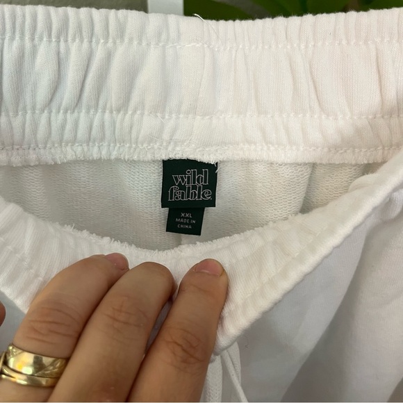 ✨ Wild Fable White Terry Cargo Shorts XXL | Comfy Utility Summer Shorts - Picture 5 of 7